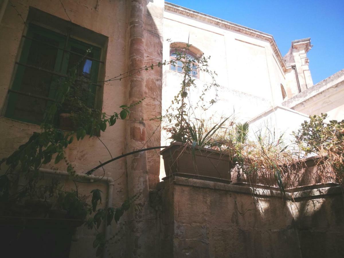 La Cartapesta Villa Lecce Exterior photo